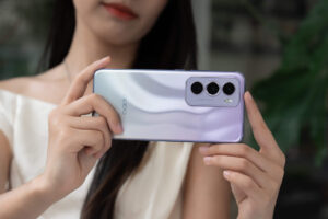 Oppo-Reno-12-Pro-articleexpress.co.in